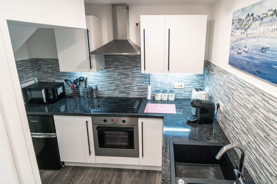 Studio kitchen 