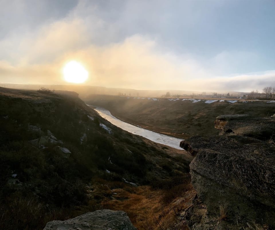 Only a 4 minute drive to the Cut Bank Trail Coulee trail head.
