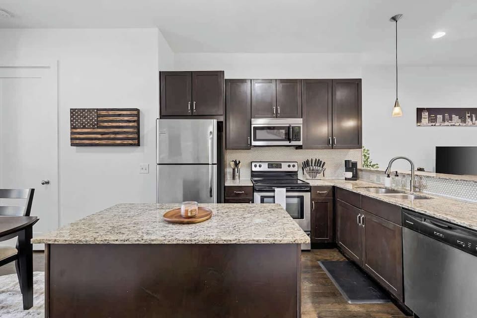 Fully Stocked Kitchen