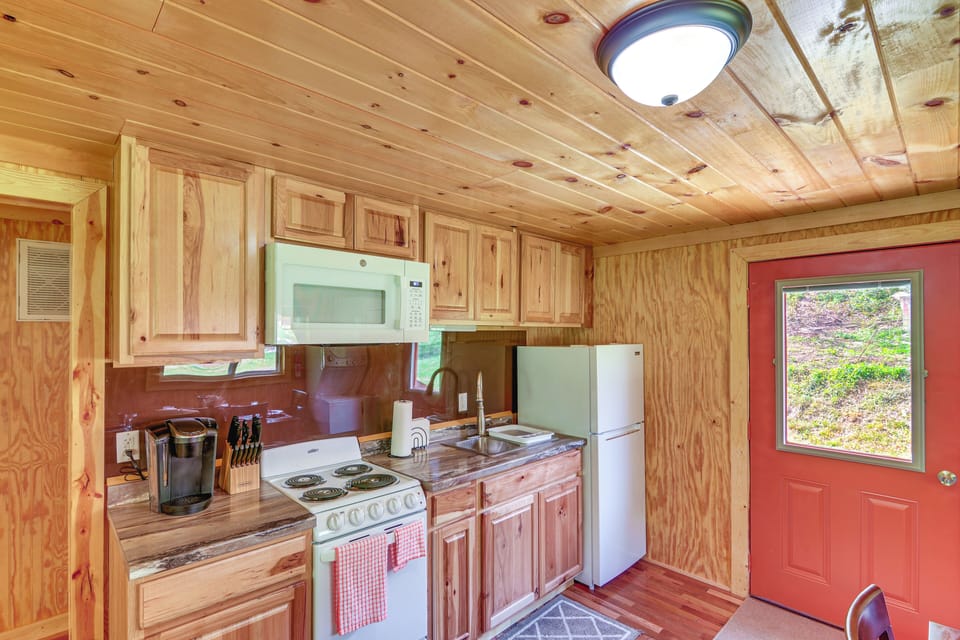 Kitchen | Cooking Basics | Keurig Coffee Maker | Toaster