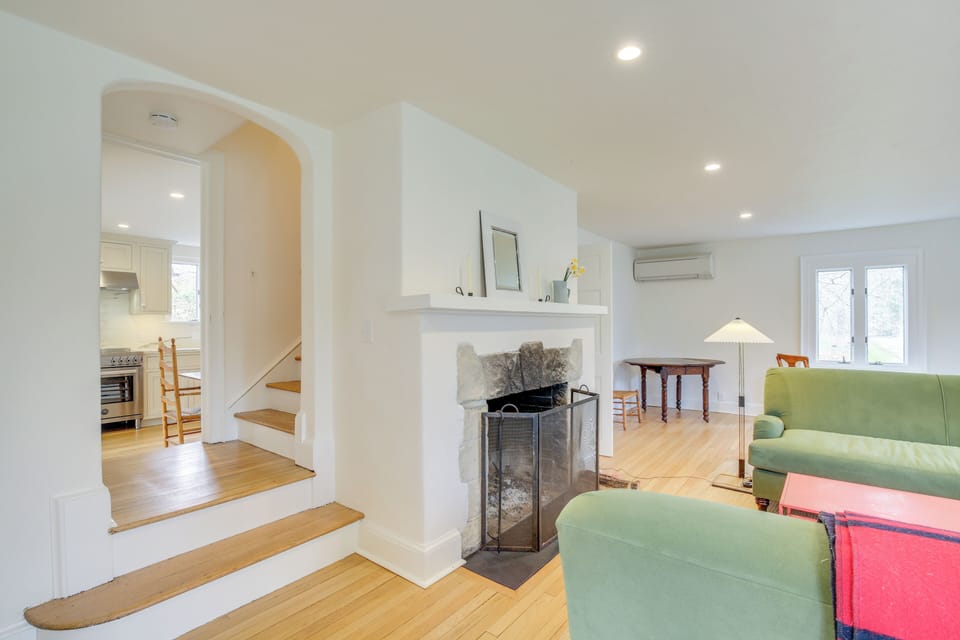 Living Room | Main Level | Central A/C & Heating