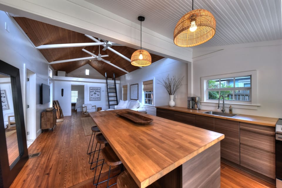 Kitchen and Bar