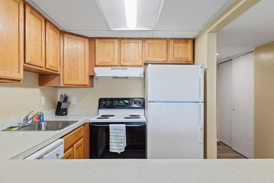 Kitchen (1)