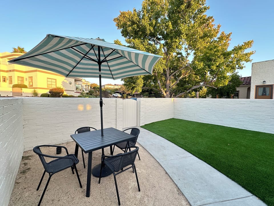Newly turfed front yard, fully enclosed. Great for young children!