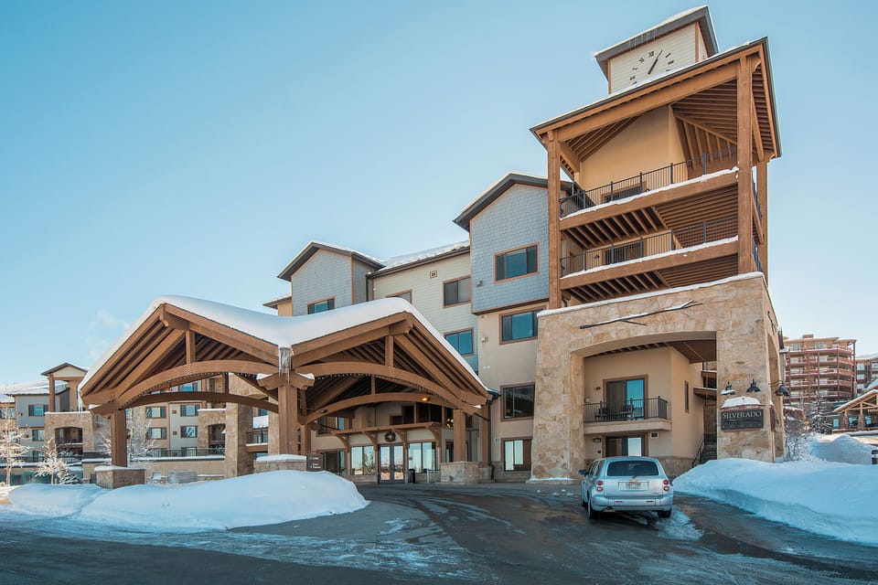 Silverado Lodge Exterior