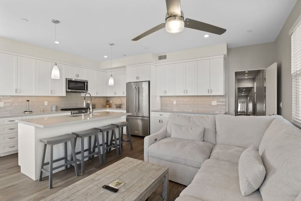 Open concept kitchen & living room