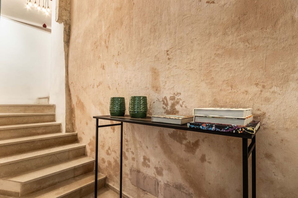 Room Detail