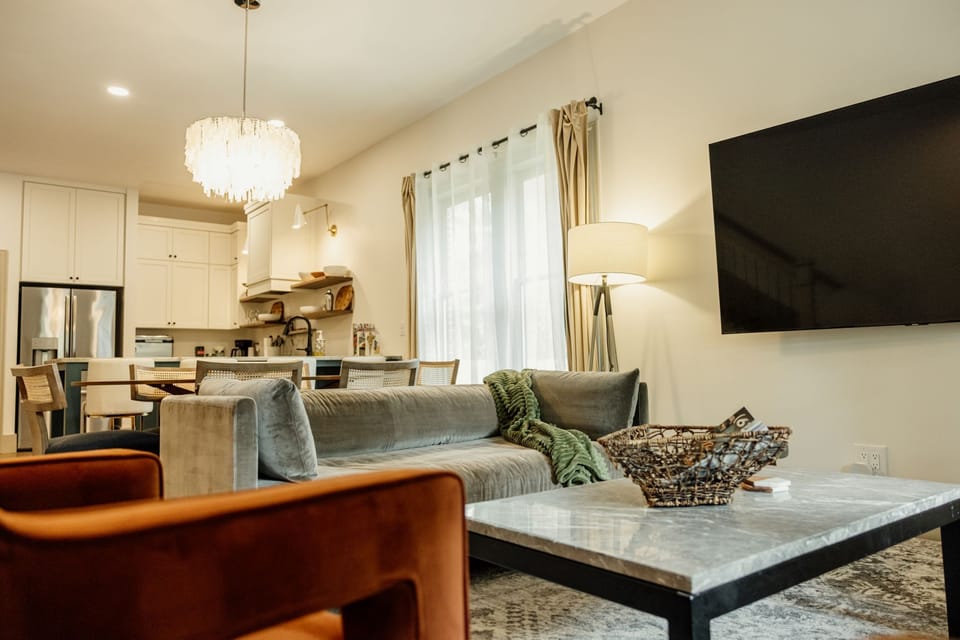 First Floor | Living Room