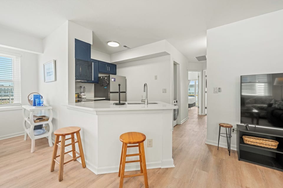 Kitchen with Bar Stool Seating