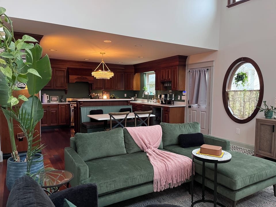 Open concept Living room and kitchen