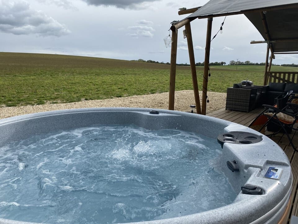 Big safari hot tub