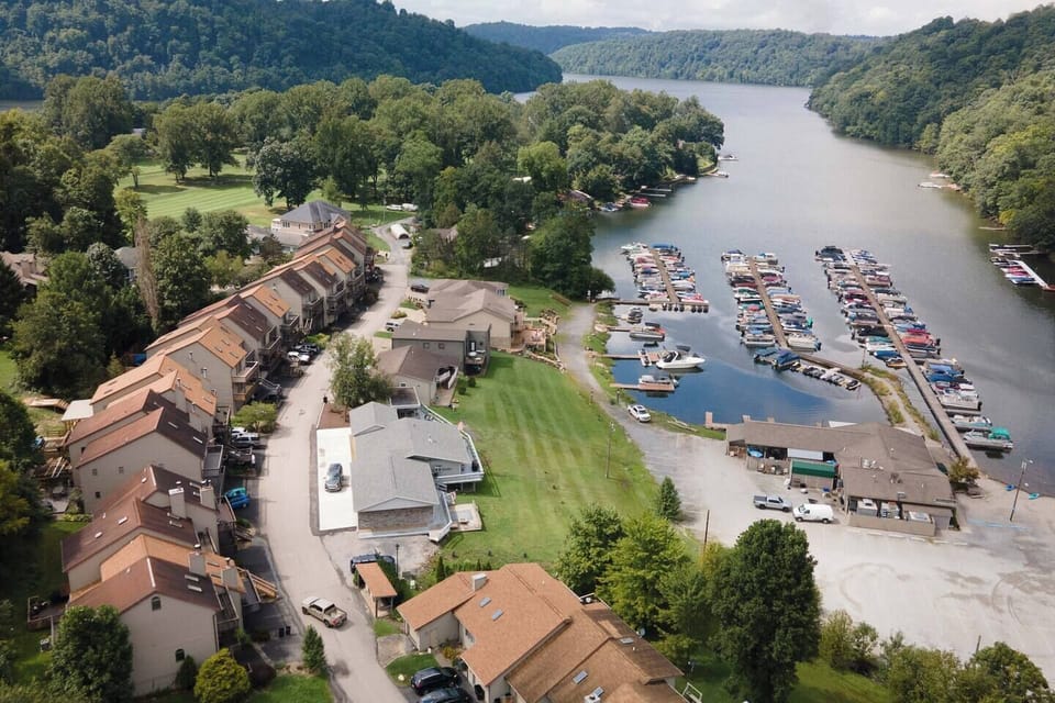 1dc970f0-6132-4c7e-a811-bd23acce4085