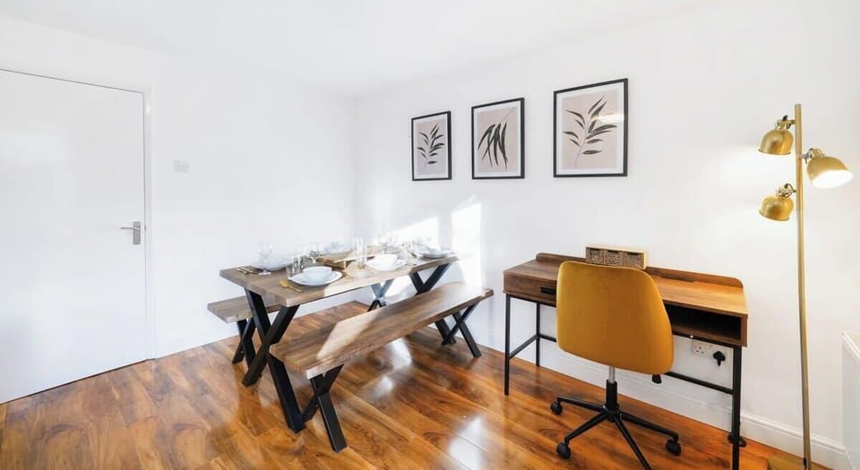 SPACE FOR WORK AND PLAY