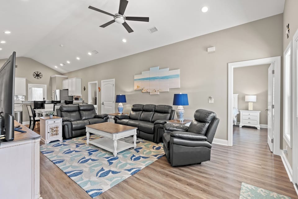 Great open floor plan in this fabulous  beach house!