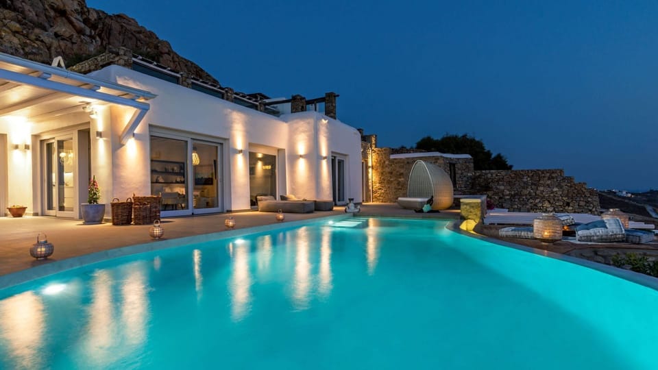 Balcony / Terrace / Patio, Building Exterior, Pool, Room Detail, Spring, Summer