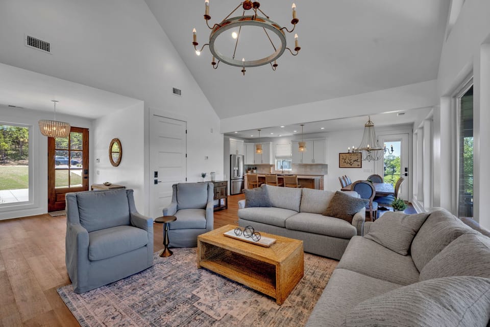 Living room
