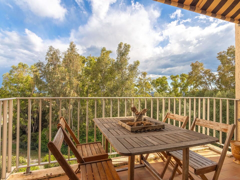Cloud, Sky, Property, Plant, Nature, Wood, Tree, Shade, Cottage, Interior Design