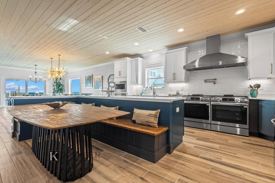 Breakfast Nook