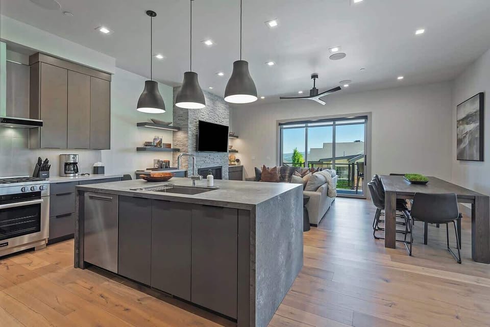 Chef's Kitchen 