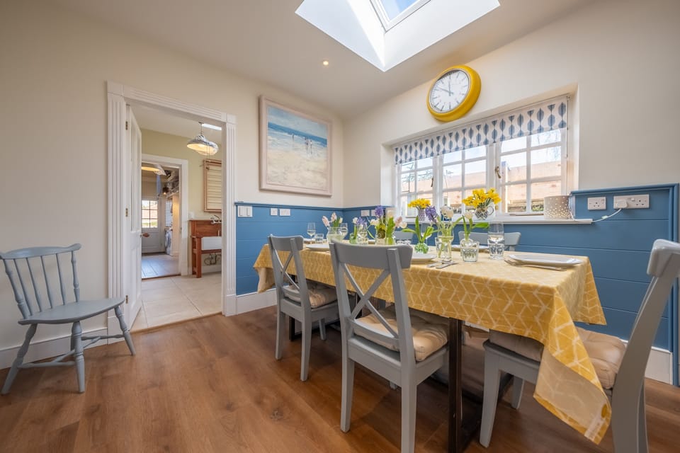Ground floor: Dining area