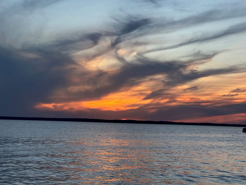 Yep - Lake Livingston at its finest hour !
