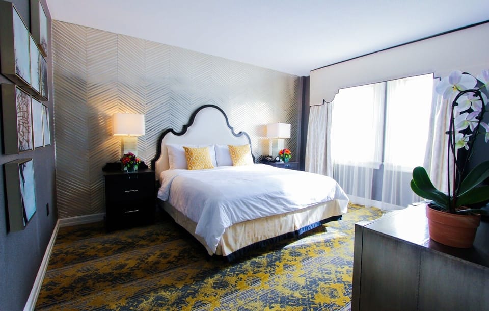 King size bed