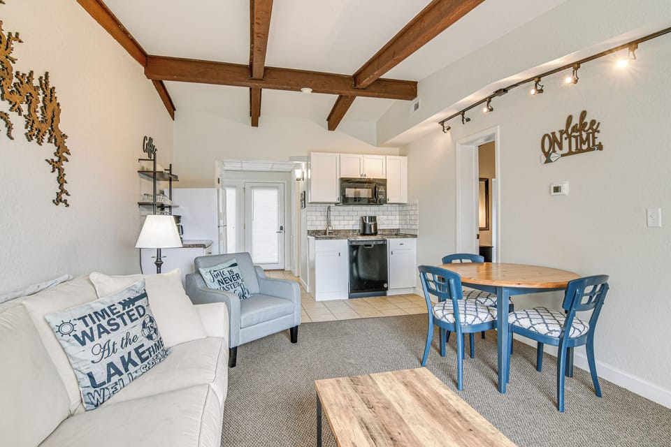 Living Room | Free WiFi | Central A/C | Queen Sleeper Sofa