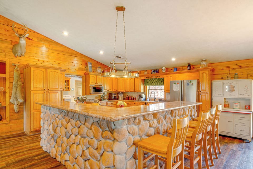Kitchen | Coffee Maker | Dishwasher