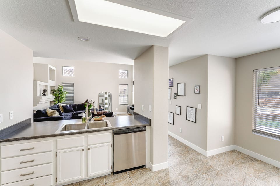 Kitchen | Cooking Basics | Single-Serve Coffee Maker (Pods Provided) | 1st Floor