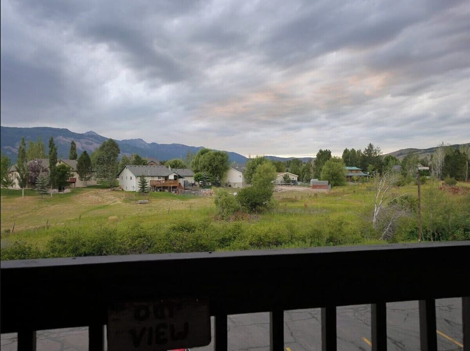 Porch with nice views of Nordic Valley and Ben Lomond Peak.  Great place to enjoy your morning coffee or a cocktail for sunset.