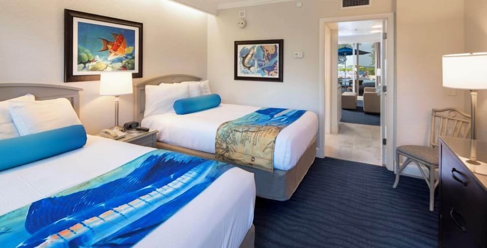 Unit with 2 Double size beds. Exact unit will be assigned upon arrival. Views, colors and decor may vary.