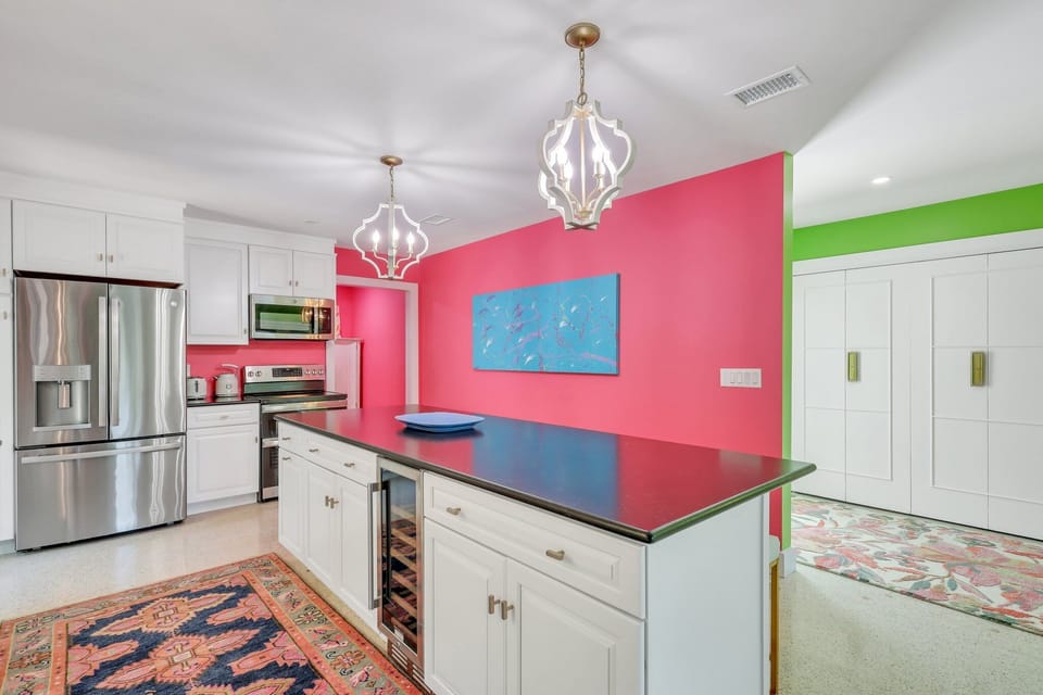 Open and well-equipped kitchen