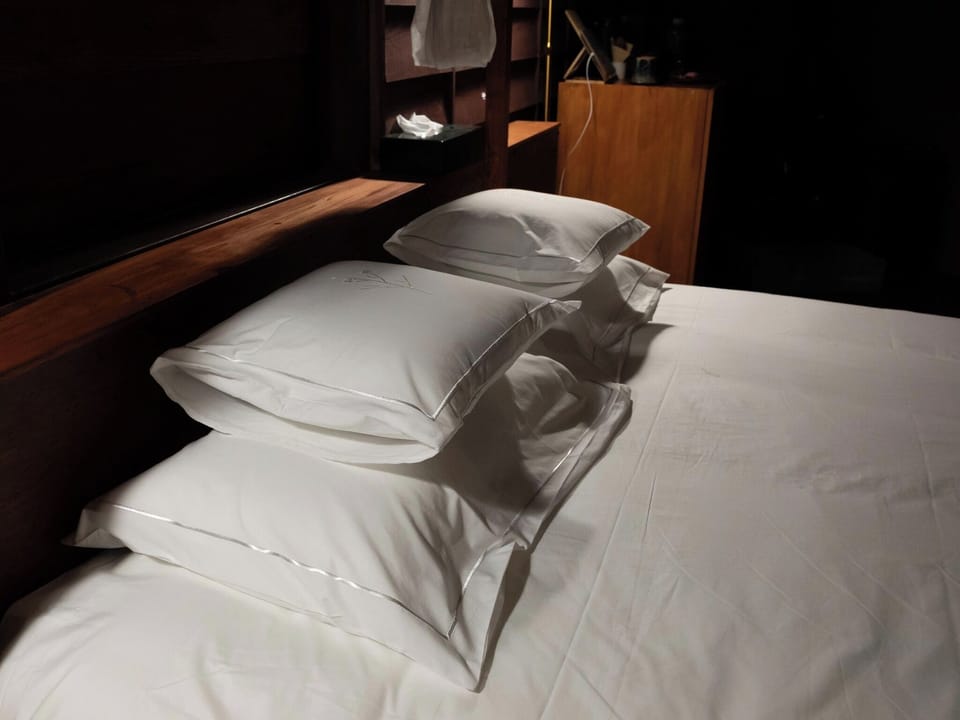 ・[Fallside] A soft bed with a firm pillow for a comfortable sleep