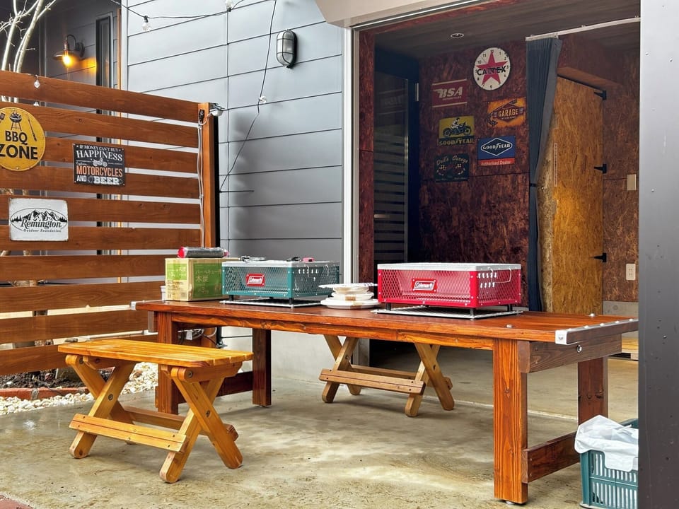 BBQ area & inner garage