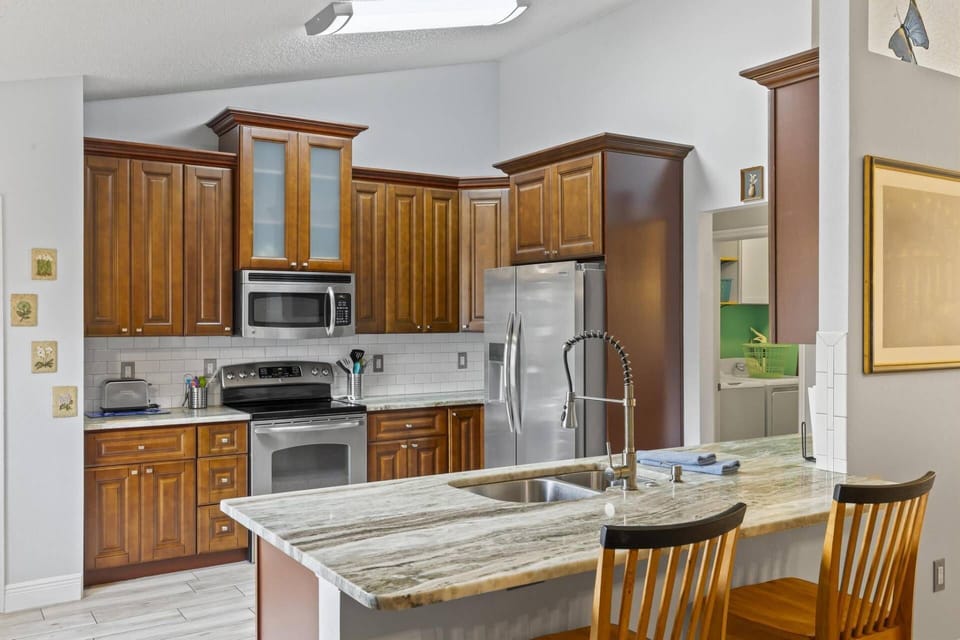 Full Size Kitchen With Stove, Oven, Dishwasher, Island, Refrigerator & Essentials