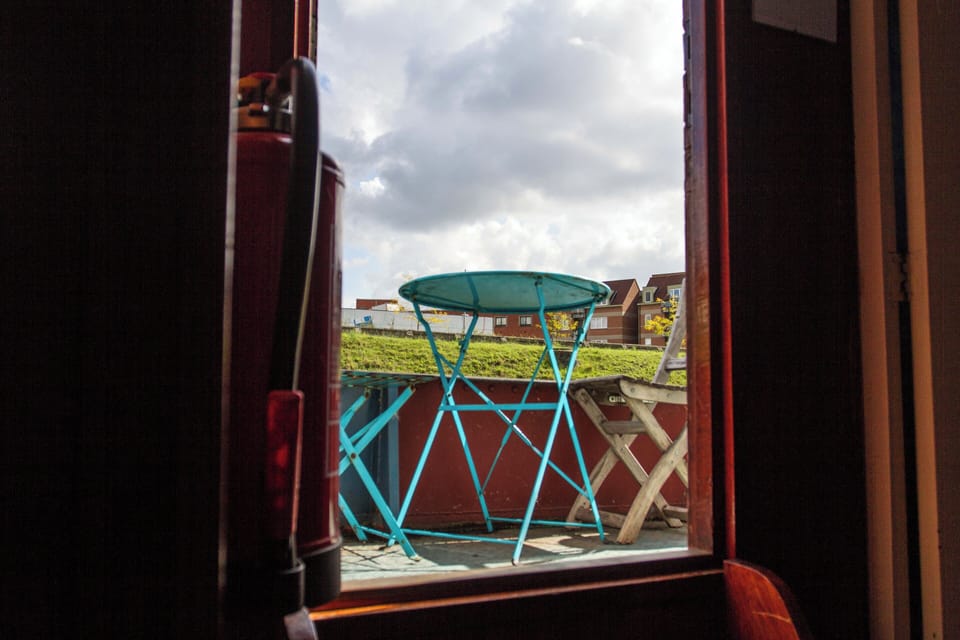 a385b543-7bfd-45df-9685-36cd80019bd2