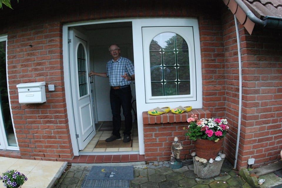 Entrance / Reception