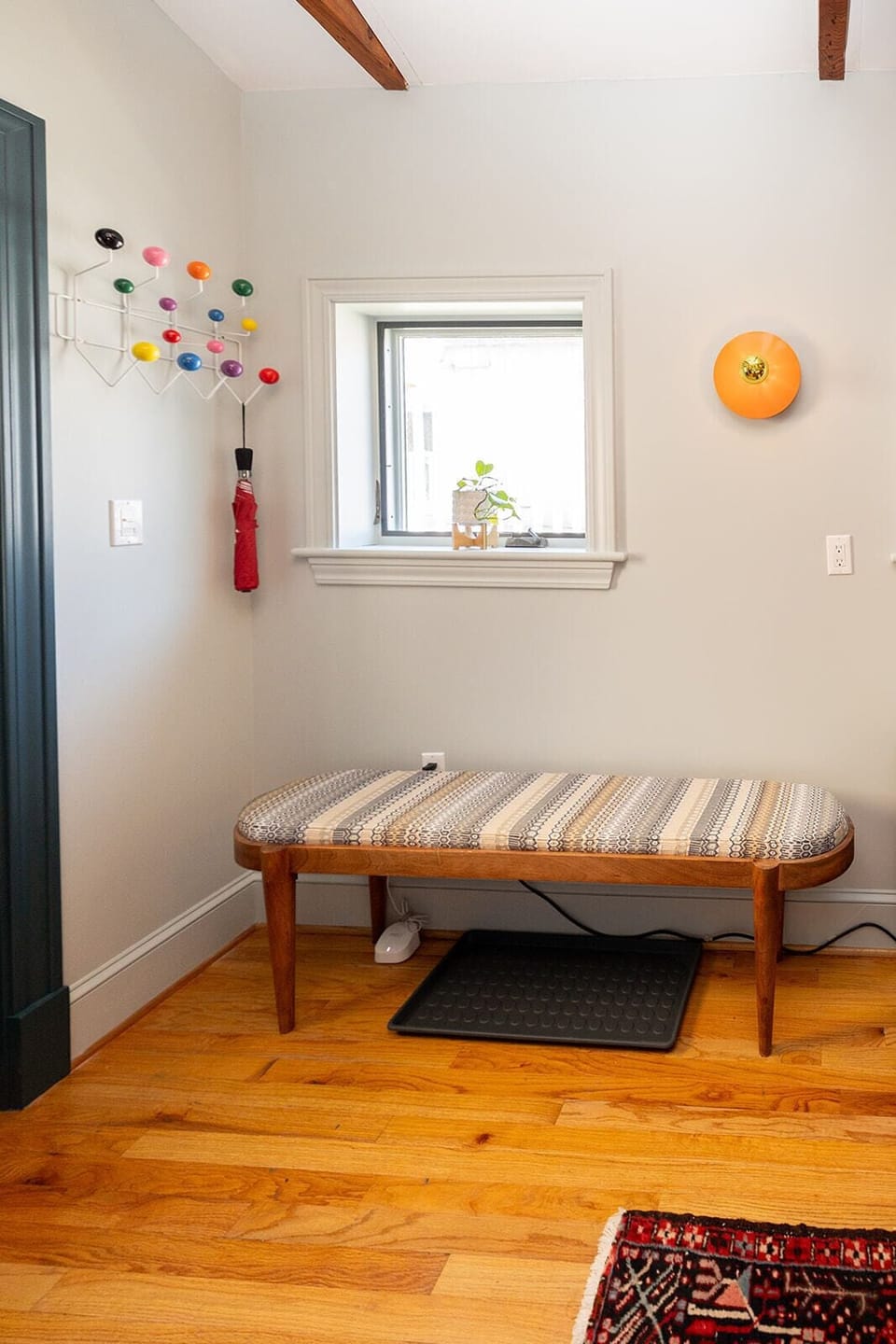 Welcome inside! Many pretty spaces ahead.
