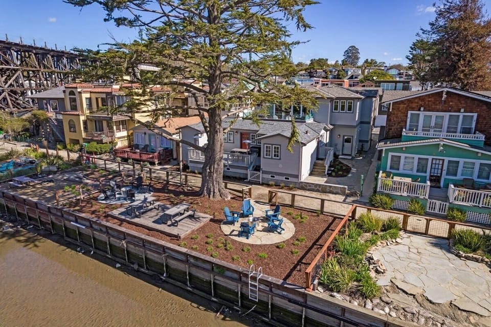 Aerial view of River View Retreat and Ocean Oasis
