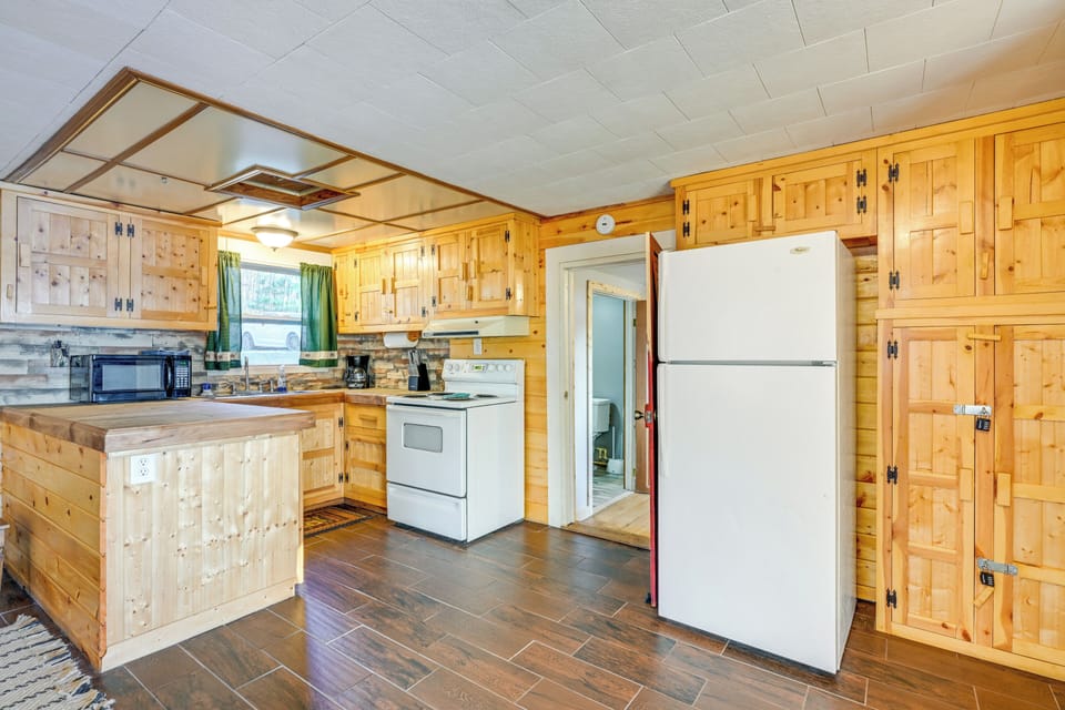 Kitchen | Drip Coffee Maker