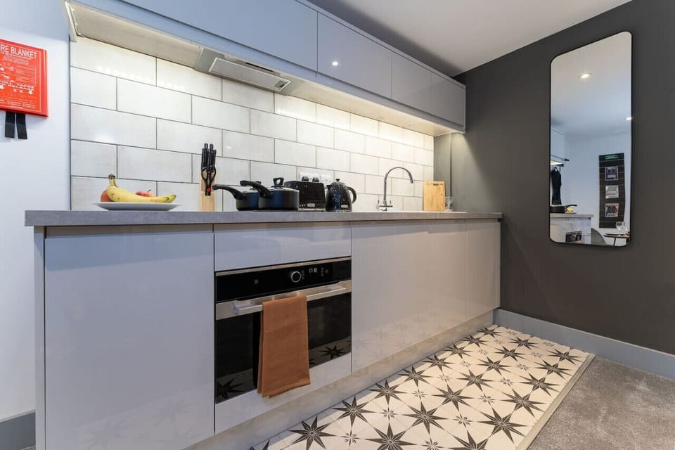 Well-equipped studio kitchen