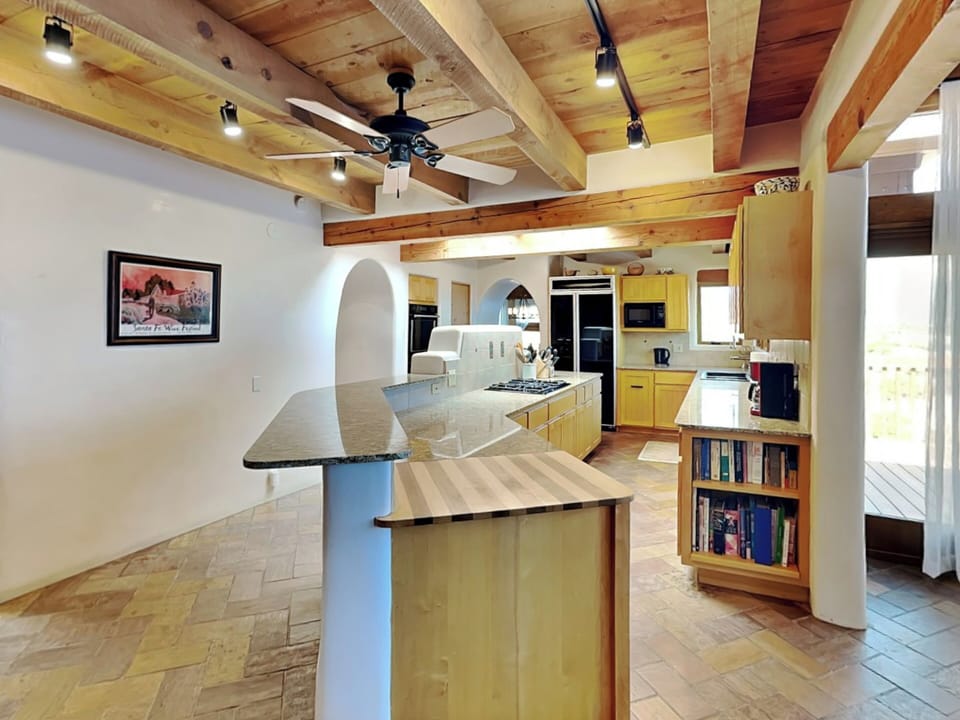 Full Kitchen - First Floor - Split Level