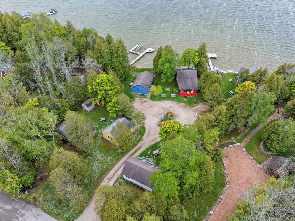 Right on Kangaroo Lake-swim and hangout with the whole family!