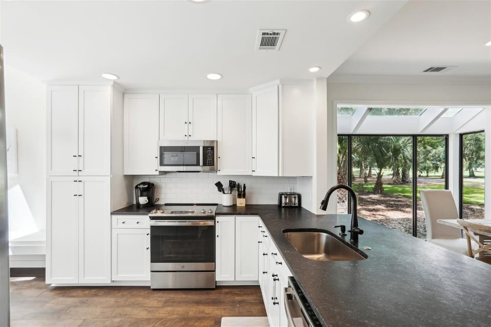 Kitchen at 956 Inverness Village