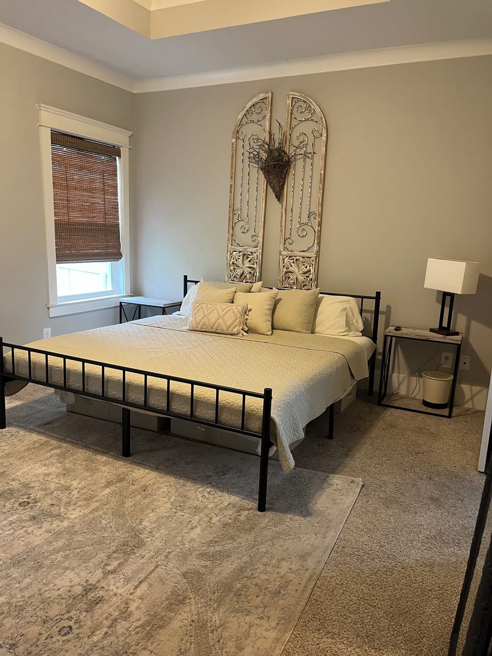 3 bedrooms, desk, iron/ironing board, WiFi