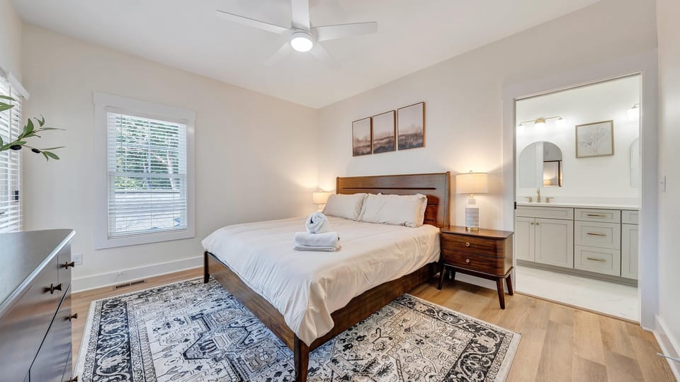 Main Level Master Suite (1)