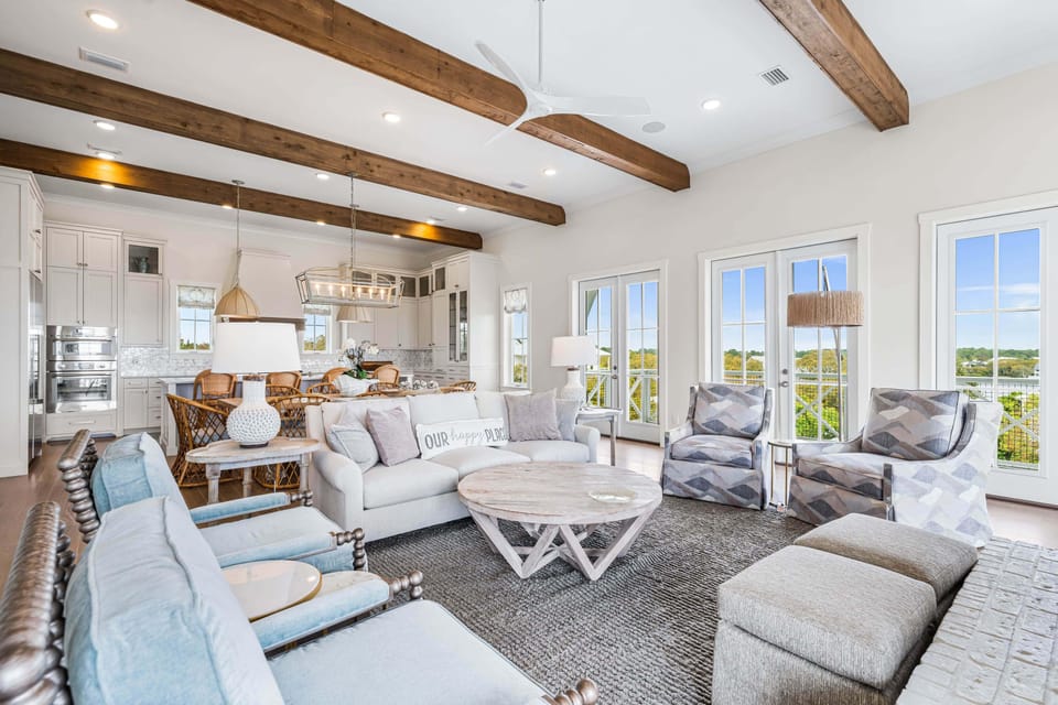 Spacious 3rd floor living room