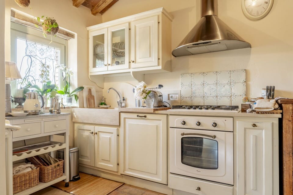 Autumn, Kitchen, Spring, Summer