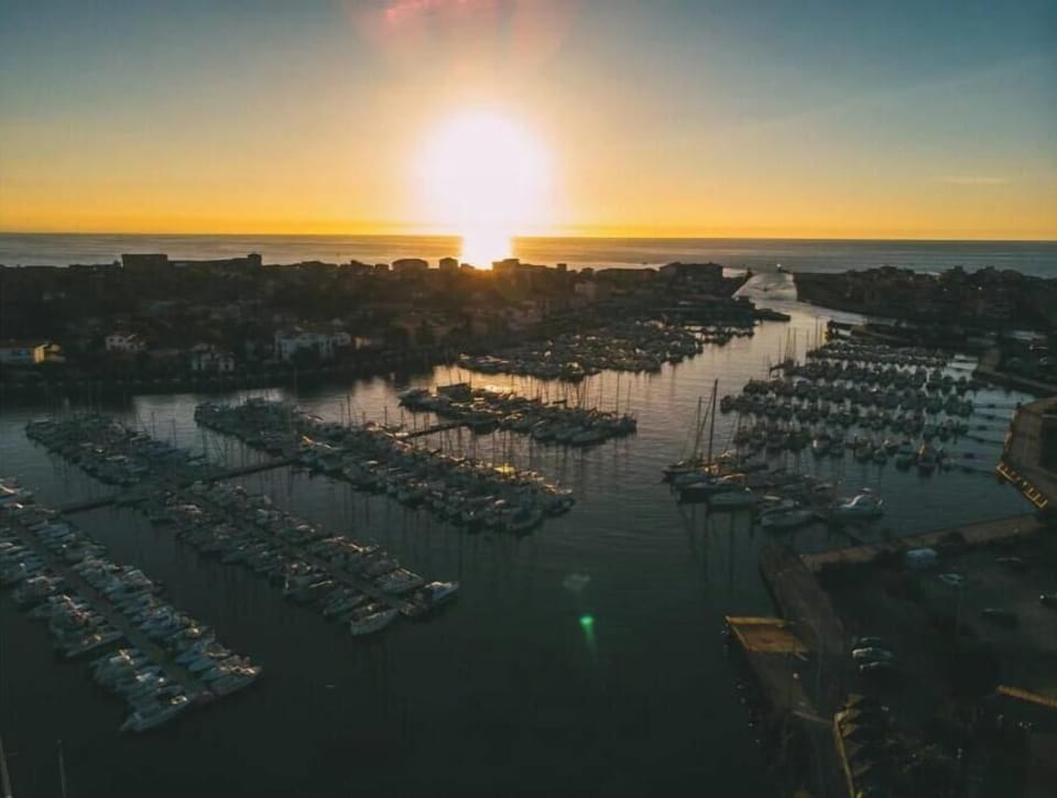 Marina