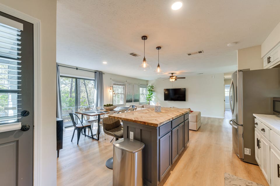 Kitchen | Coffee Maker | Cooking Basics | Main Floor